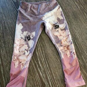 Calia Brand Womens 3/4 length Floral Leggings Small